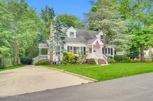 21 Park Ave, Hazlet Township, NJ 07730 - Photo 13