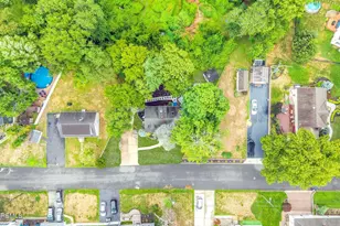 21 Park Ave, Hazlet Township, NJ 07730 - Photo 43