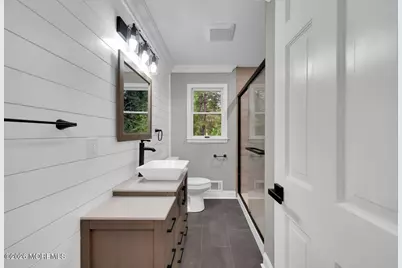 21 Park Avenue, Hazlet Township, NJ 07730 - Photo 9