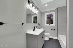21 Park Ave, Hazlet Township, NJ 07730 - Photo 13