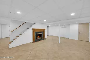 21 Park Ave, Hazlet Township, NJ 07730 - Photo 35