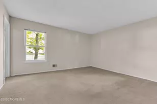 2 Gatley Close, Freehold, NJ 07728 - Photo 17