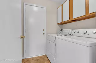2 Gatley Close, Freehold, NJ 07728 - Photo 15