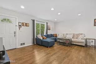 13 Flamingo Dr, Howell Township, NJ 07731 - Photo 3