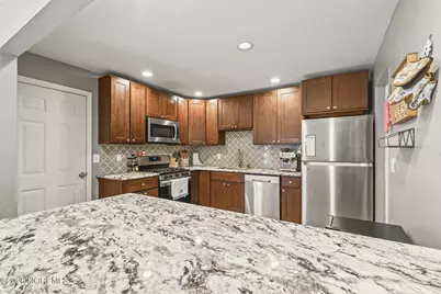 13 Flamingo Drive, Howell Township, NJ 07731 - Photo 9