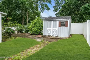 100 Bark Rd, Manahawkin, NJ 08050 - Photo 33