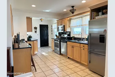 303 Evergreen Avenue, Bradley Beach, NJ 07720 - Photo 9