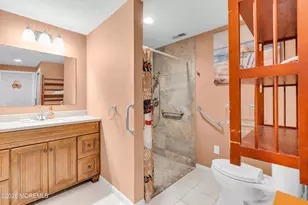 20 Elana Dr, Jackson, NJ 08527 - Photo 9