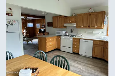 203 Princeton Avenue, Point Pleasant Beach, NJ 08742 - Photo 7