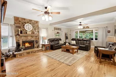 19 Goldfinch Road, Jackson, NJ 08527 - Photo 5