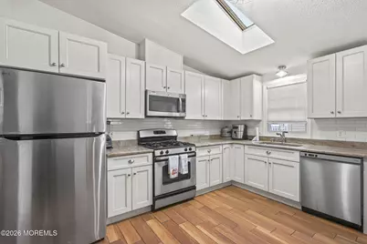 21 Parkview Way, Englishtown, NJ 07726 - Photo 7