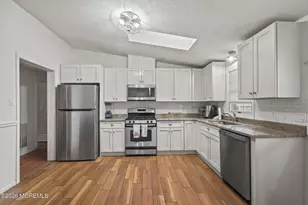 21 Parkview Way, Englishtown, NJ 07726 - Photo 9