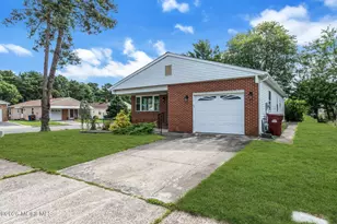 2 Ashcroft Ln, Toms River Township, NJ 08757 - Photo 33