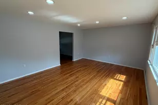 1905 Finderne St, Oakhurst, NJ 07755 - Photo 3