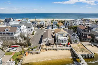 2 Riverview Place, Sea Bright, NJ 07760 - Photo 31