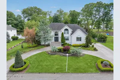 11 Hemingway Court, Morganville, NJ 07751 - Photo 3