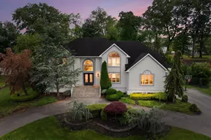 11 Hemingway Ct, Morganville, NJ 07751 - Photo 1