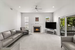 18 Trish Ct, Matawan, NJ 07747 - Photo 15