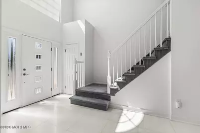 18 Trish Court, Matawan, NJ 07747 - Photo 5