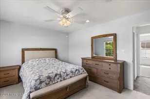 18 Trish Ct, Matawan, NJ 07747 - Photo 27