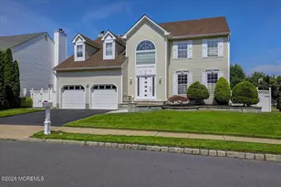 18 Trish Ct, Matawan, NJ 07747 - Photo 3