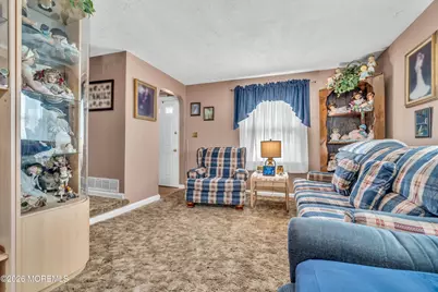 686 Colgate Avenue, Perth Amboy, NJ 08862 - Photo 9
