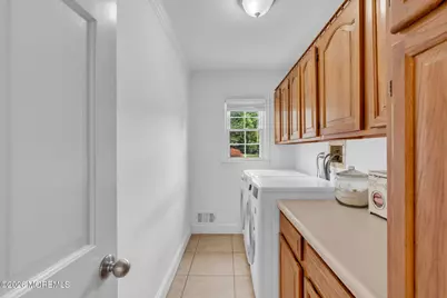 28 Jennifer Drive, Red Bank, NJ 07701 - Photo 27