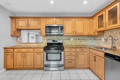 269 Constitution Circle, North Brunswick Township, NJ 08902 - Photo 13