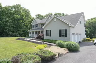 9 Rues Rd, Cream Ridge, NJ 08514 - Photo 3