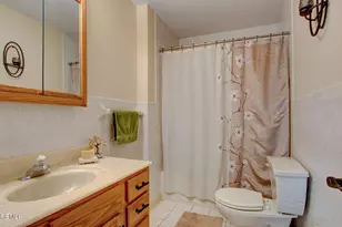 16 Whitman Ct, Freehold, NJ 07728 - Photo 31