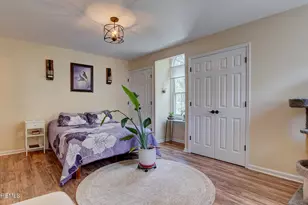 16 Whitman Ct, Freehold, NJ 07728 - Photo 27