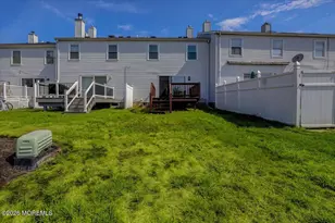 10 Begonia Ct, Sayreville, NJ 08872 - Photo 31