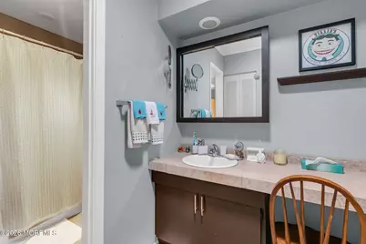 20 Western Reach, Red Bank, NJ 07701 - Photo 11