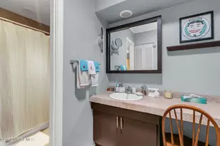 20 Western Reach, Red Bank, NJ 07701 - Photo 11