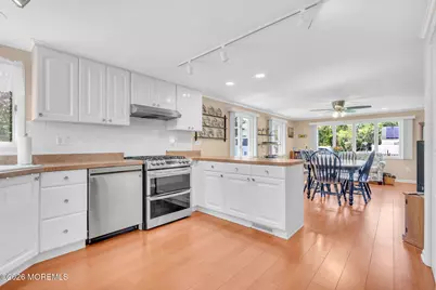 470 Woodpark Drive, Brick, NJ 08723 - Photo 7
