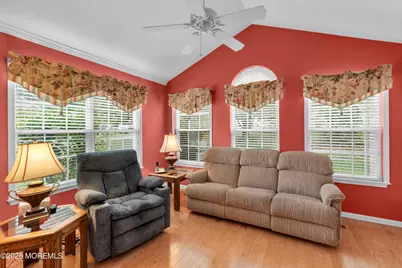 2 Wellington Lane, Lakewood, NJ 08701 - Photo 9
