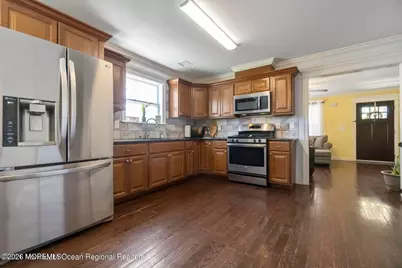 140 Twilight Avenue, Keansburg, NJ 07734 - Photo 3