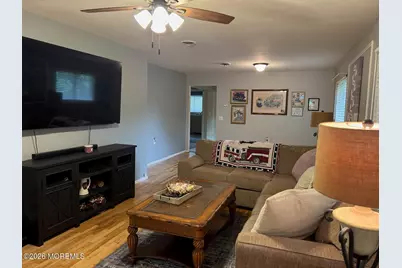 28 Mount Rainier Drive, Toms River Township, NJ 08753 - Photo 5