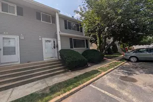 44 Davids Ct, South Brunswick Township, NJ 08512 - Photo 3