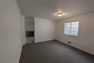 44 Davids Ct, South Brunswick Township, NJ 08512 - Photo 5