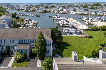 63 Bay Point Harbour #63, Point Pleasant, NJ 08742 - Photo 5