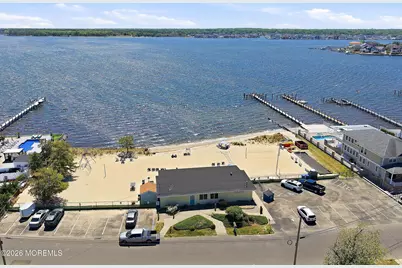 190 Pinewood Road, Toms River Township, NJ 08753 - Photo 43