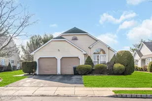 2674 Meadow Lake Dr, Toms River Township, NJ 08755 - Photo 1