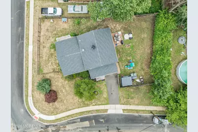 41 Craig Street, Hazlet Township, NJ 07730 - Photo 27