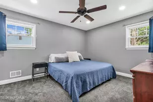 41 Craig St, Hazlet Township, NJ 07730 - Photo 17