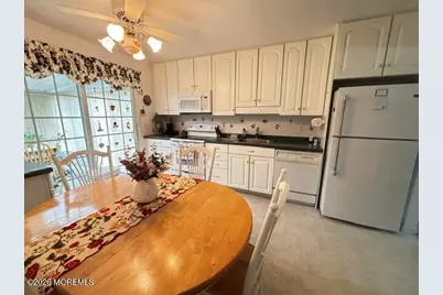 9 Louisiana Way, Whiting, NJ 08759 - Photo 3