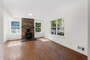 569 Buttonwood Dr, Jackson, NJ 08527 - Photo 15