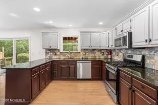 569 Buttonwood Dr, Jackson, NJ 08527 - Photo 9