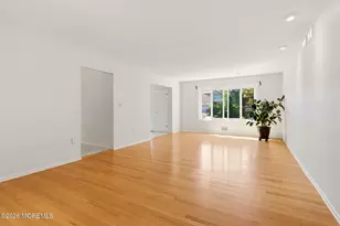 38 Knob Hill Rd, Morganville, NJ 07751 - Photo 3