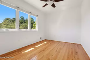 38 Knob Hill Rd, Morganville, NJ 07751 - Photo 15